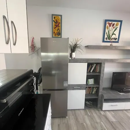 Aircon -Cozy Pool View Apartment - Mareverde דירה