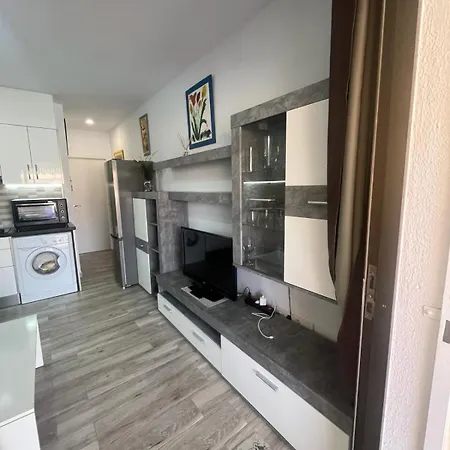 דירה Aircon -Cozy Pool View Apartment - Mareverde *