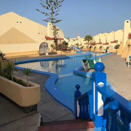 Cozy Pool View H-11 Mareverde *