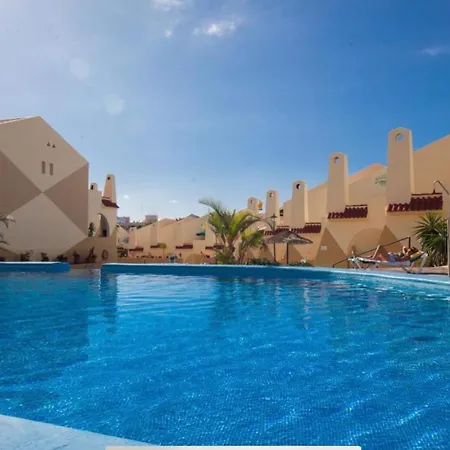 Cozy Pool View H-11 Mareverde